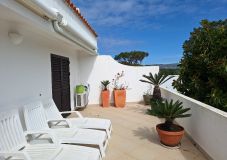 311 val verde balcony