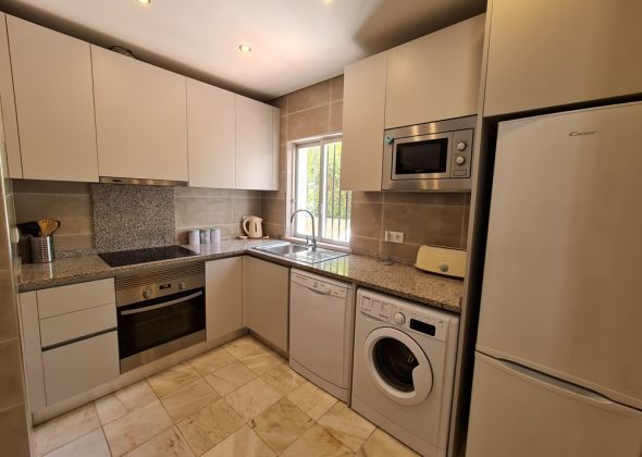 920 vale do lobo kitchen