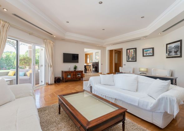 715 Dunas Douradas 2nd lounge