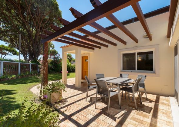 515 vale do lobo outdoor terrace