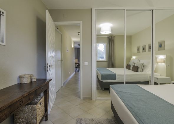 1 bedroom 309 Val Verde