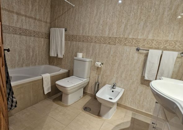 306 val verde bathroom