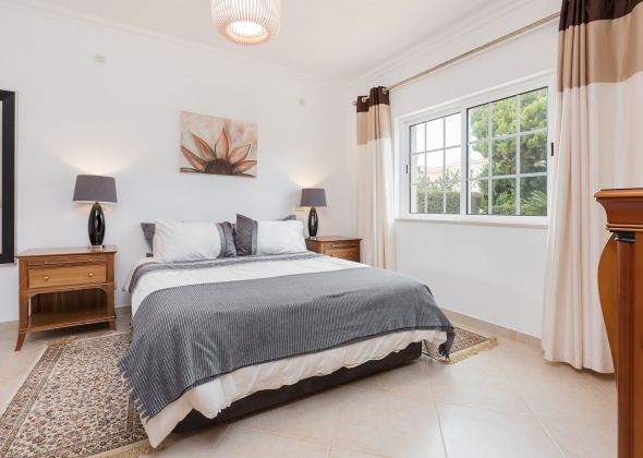 148 Varandas do Lago Ground Floor double bedroom