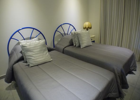 11 val verde twin bedroom