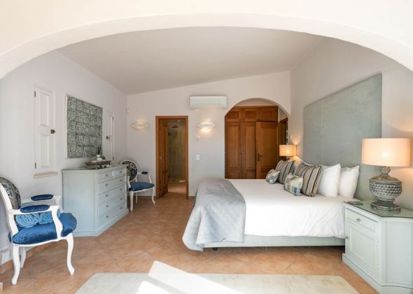 651 vale do lobo double bedroom