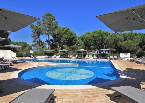 Val Verde communal pool