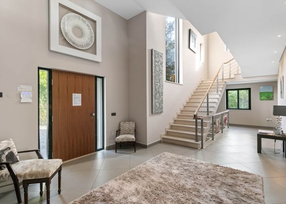 386 vale do lobo hallway