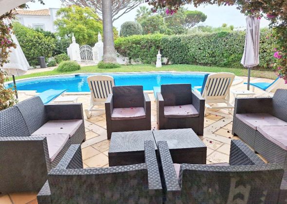 707 vale do lobo living room terrace