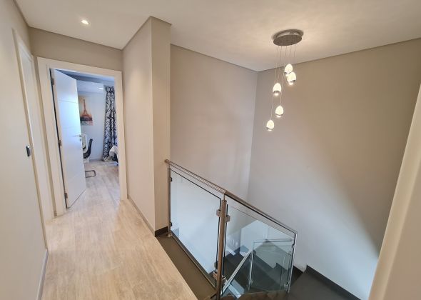 490 lakeside upper landing