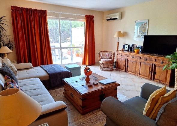 204 val verde living area