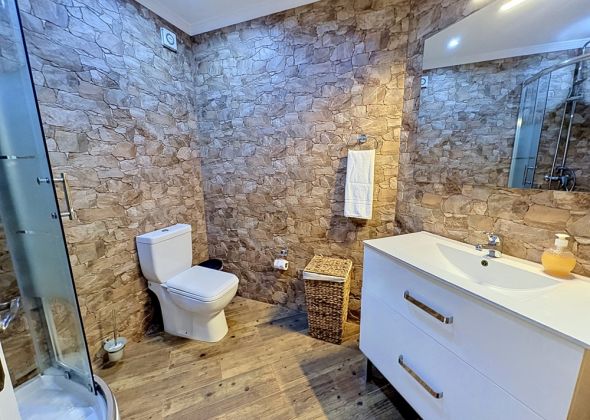 306d dunas douradas shower room