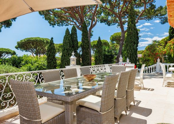 604 vale do lobo lounge balcony