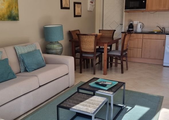 109 val verde living area
