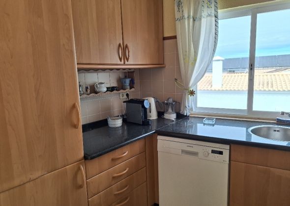 311 val verde kitchen