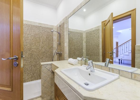 Casa Jasmin, 5 Encosta do Lago bathroom