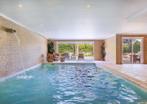 Casa Jasmin, 5 Encosta do Lago indoor heated pool