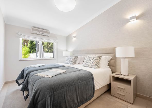 515 vale do lobo twin bedroom