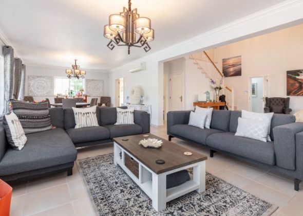 110 varandas do lago living area
