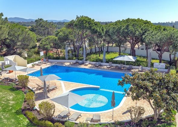 Val Verde communal pool