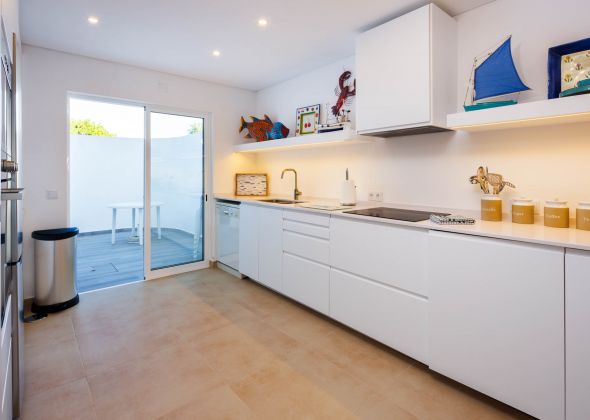 803 vale do lobo kitchen