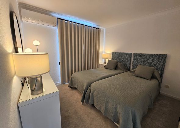 487 lakeside twin bedroom