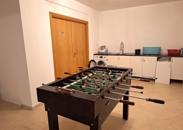 165 varandas do lago basement games room