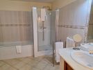 204 val verde bathroom