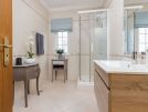 148 Varandas do Lago Ground Floor twin bedroom en-suite shower room