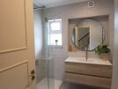 655c vale do lobo shower room