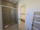 2nd ground floor double bedroom 17 Quinta Verde en-suite shower room