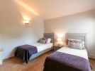 651 vale do lobo 2nd twin bedroom