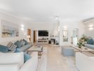 515 vale do lobo living area