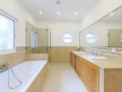 Casa Jasmin, 5 Encosta do Lago bathroom