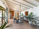 651 vale do lobo dining area