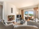 879ab vale do lobo living area
