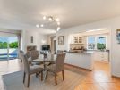 879AB vale do lobo dining/kitchen area