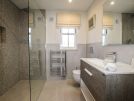 909 dunas douradas shower room